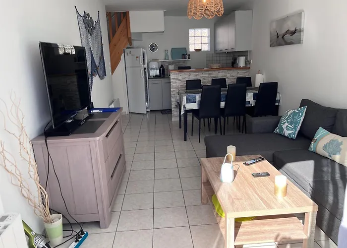 Maison Avec Grande Terrasse A 100M De La Plage